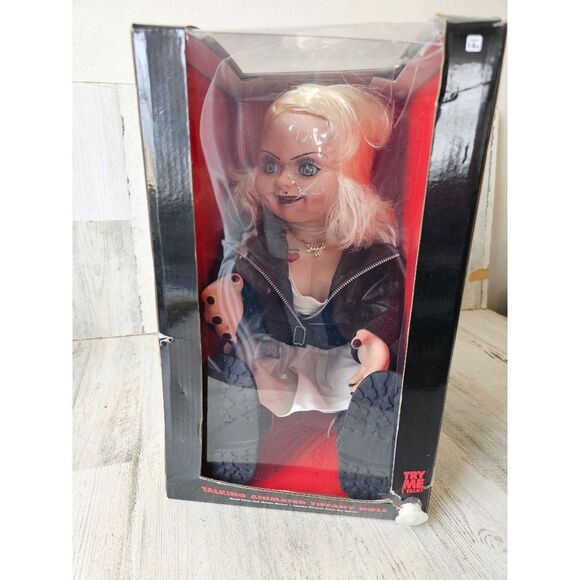 Spirit Bride Chucky talking NEW animated Tiffany doll large - Picture 1 of 8